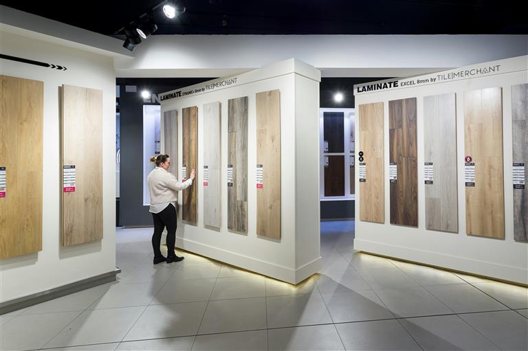 Sürükleyici Showroom Deneyimleri Oluşturmak .